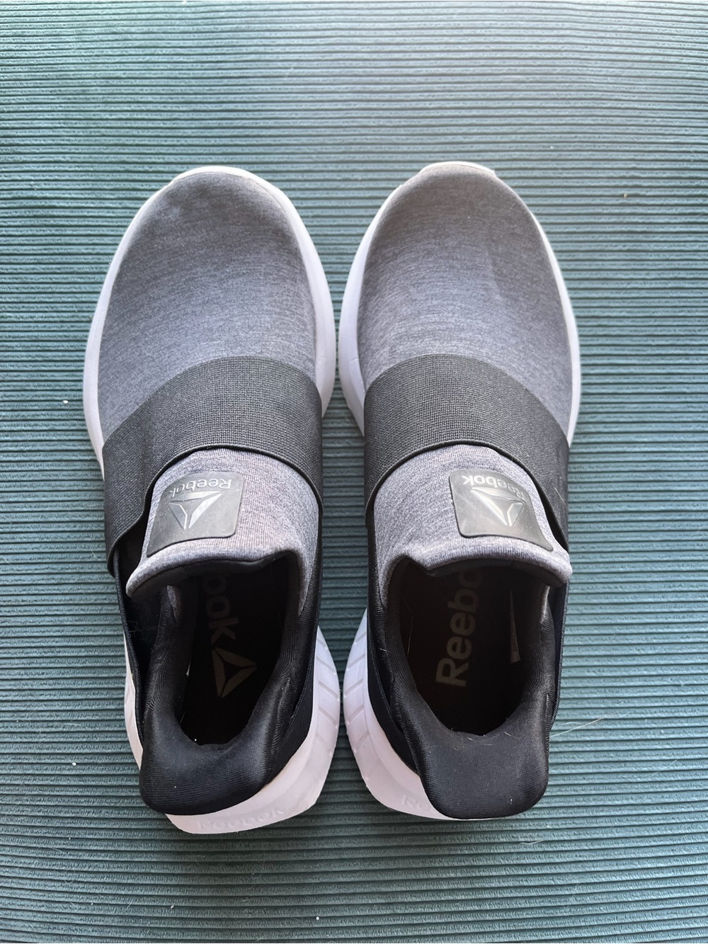 EUC Reebok Lite Slip On Shoes Casual W6.5 Black White Gray Athleisure Walking